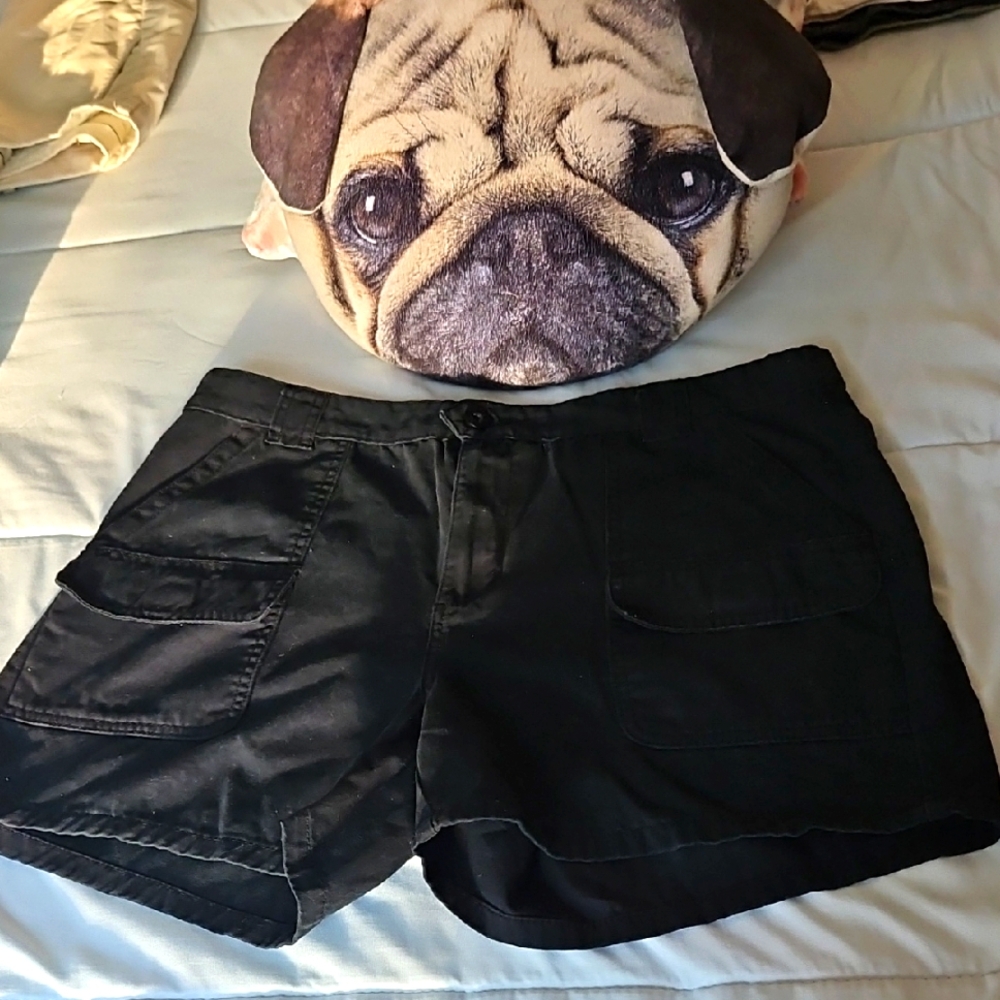 SABREE Black Shorts Lots Of Pockets Size 12 In Great Shape Versatile